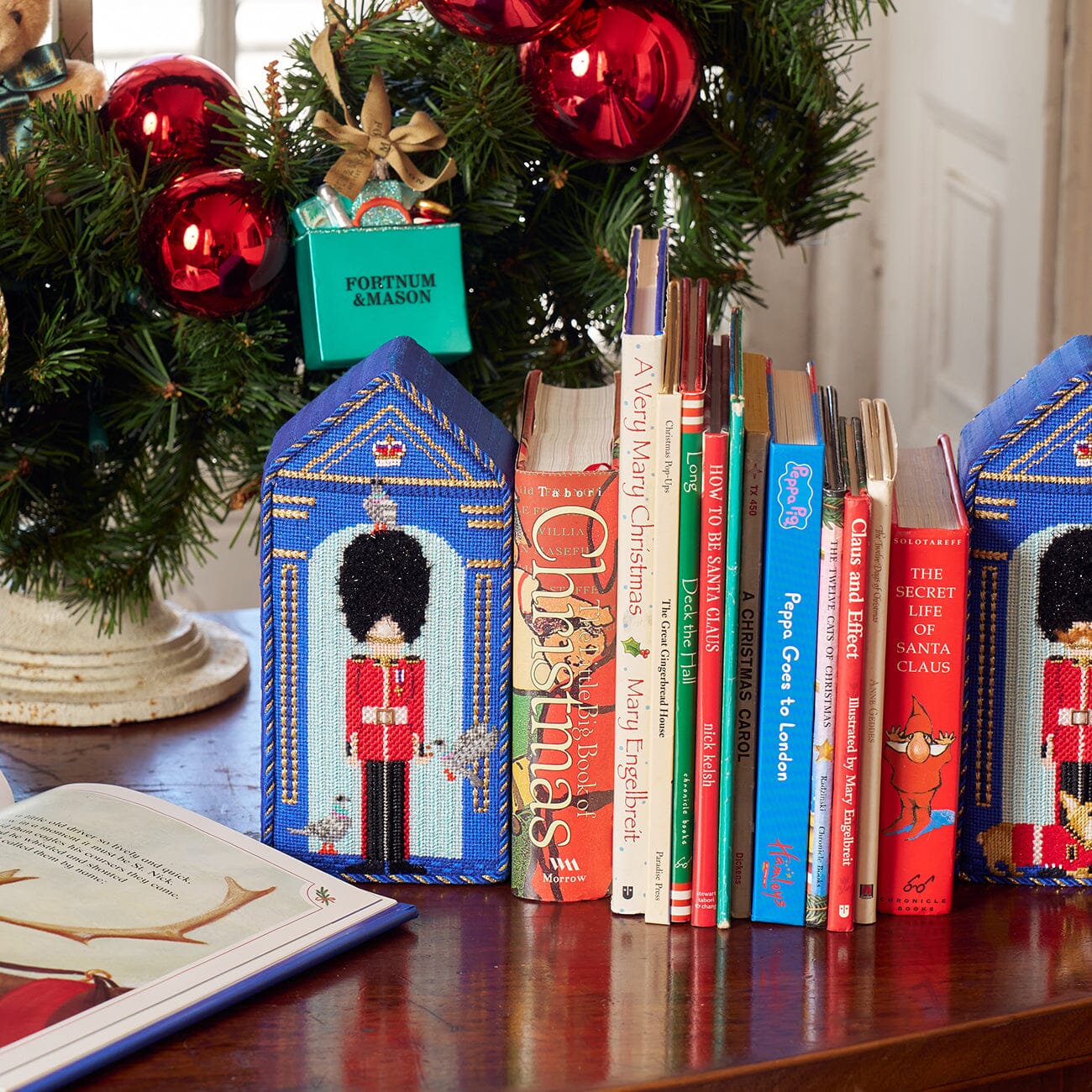 London Bookends Kit | Needlepoint.Com