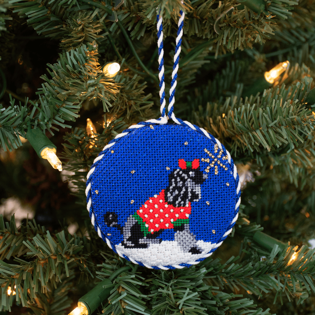 Midnight Poodle Round with Stitch Guide Painted Canvas Kirk & Bradley - 4