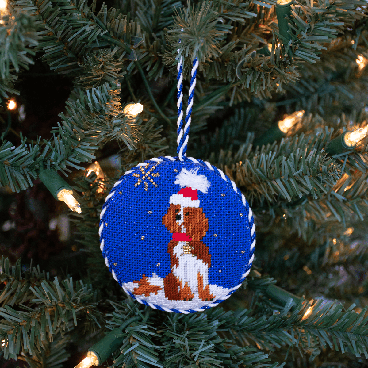 Midnight Springer Spaniel Round with Stitch Guide Painted Canvas Kirk & Bradley - 4