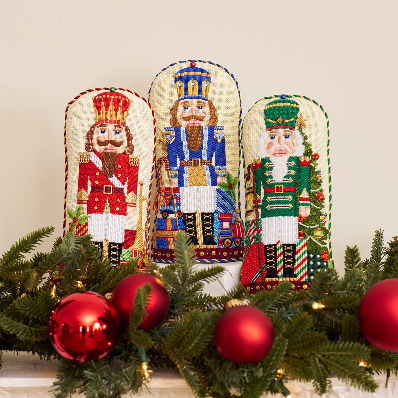 Red Double Sided Nutcracker Kit Kits Kirk & Bradley - 6