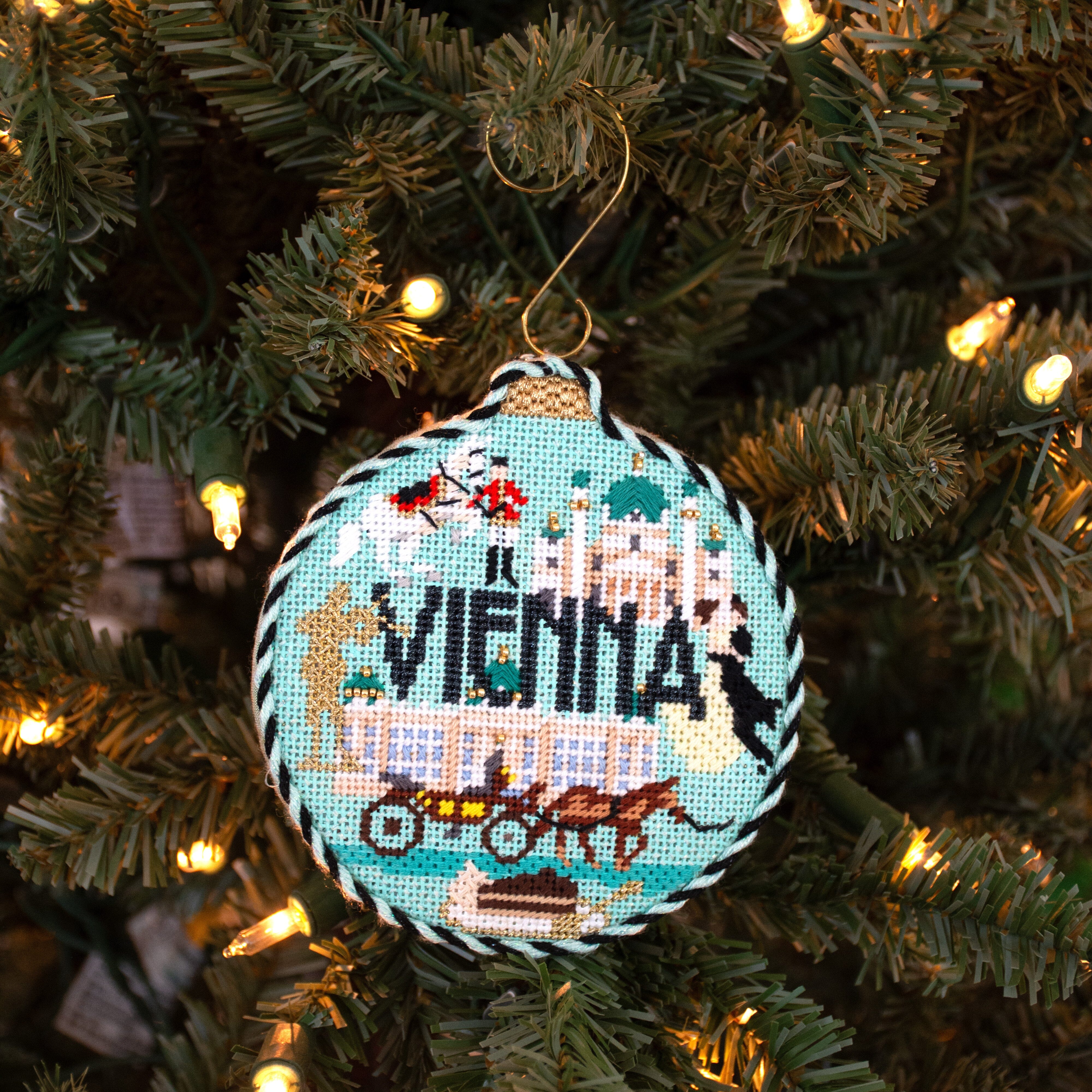 Travel Round Vienna with Stitch Guide Printed Canvas Kirk & Bradley - 4