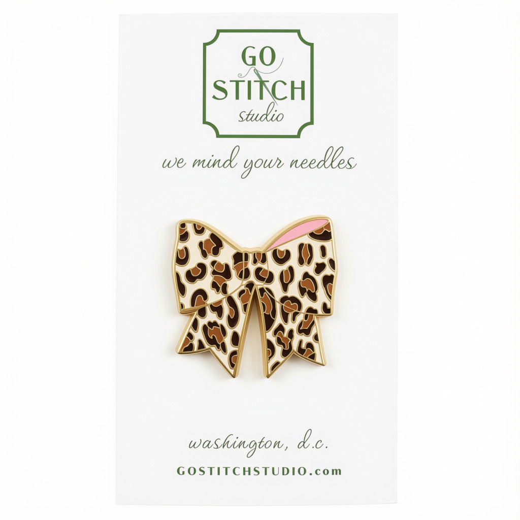Brown Leopard Bow Needle Minder - 1