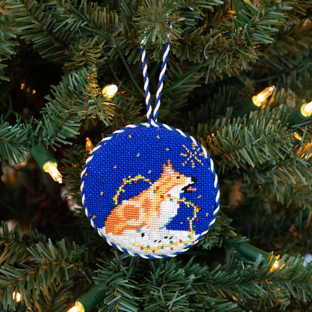 Midnight Corgi Round with Stitch Guide Painted Canvas Kirk & Bradley  - 4
