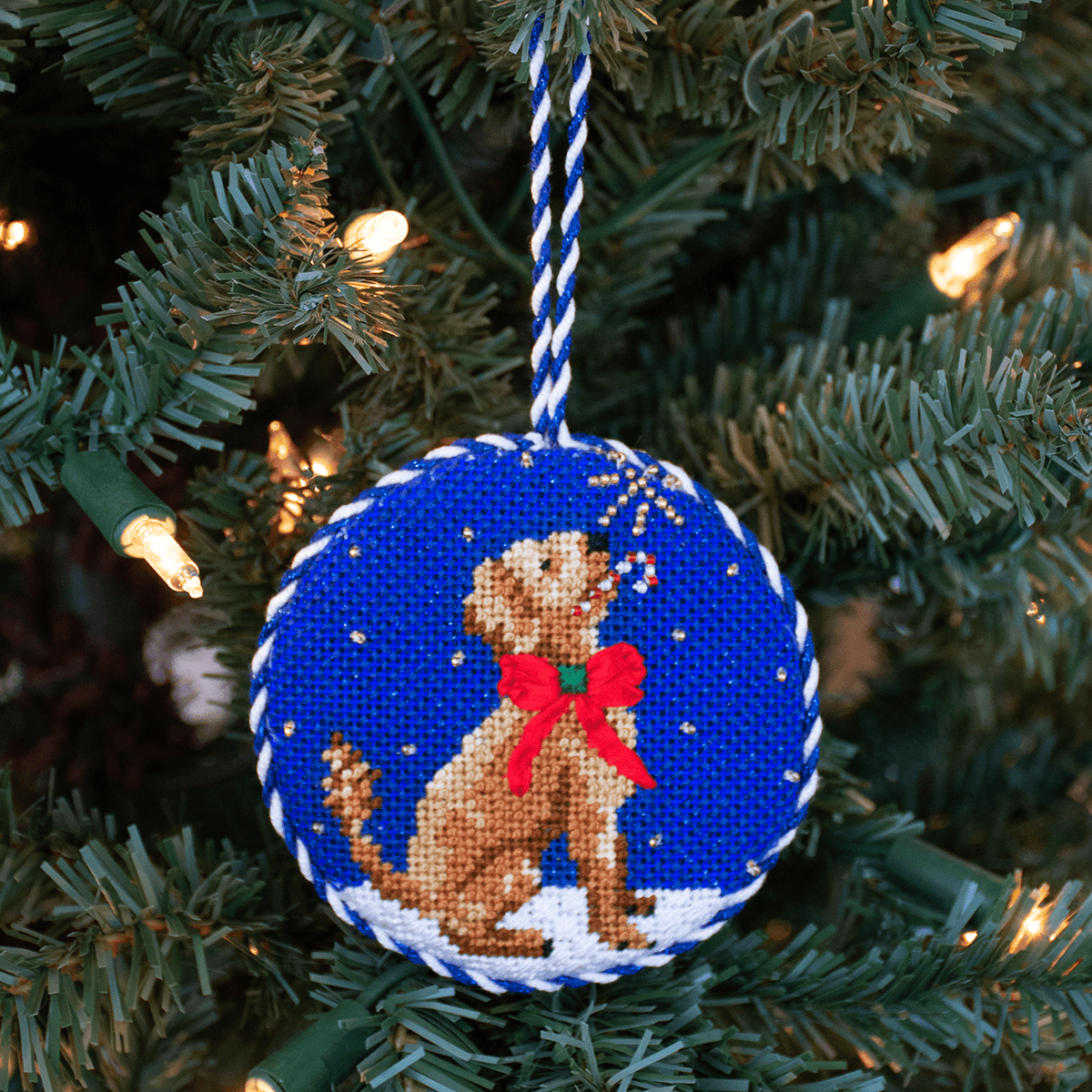 Midnight Goldendoodle Round with Stitch Guide Painted Canvas Kirk & Bradley  - 4