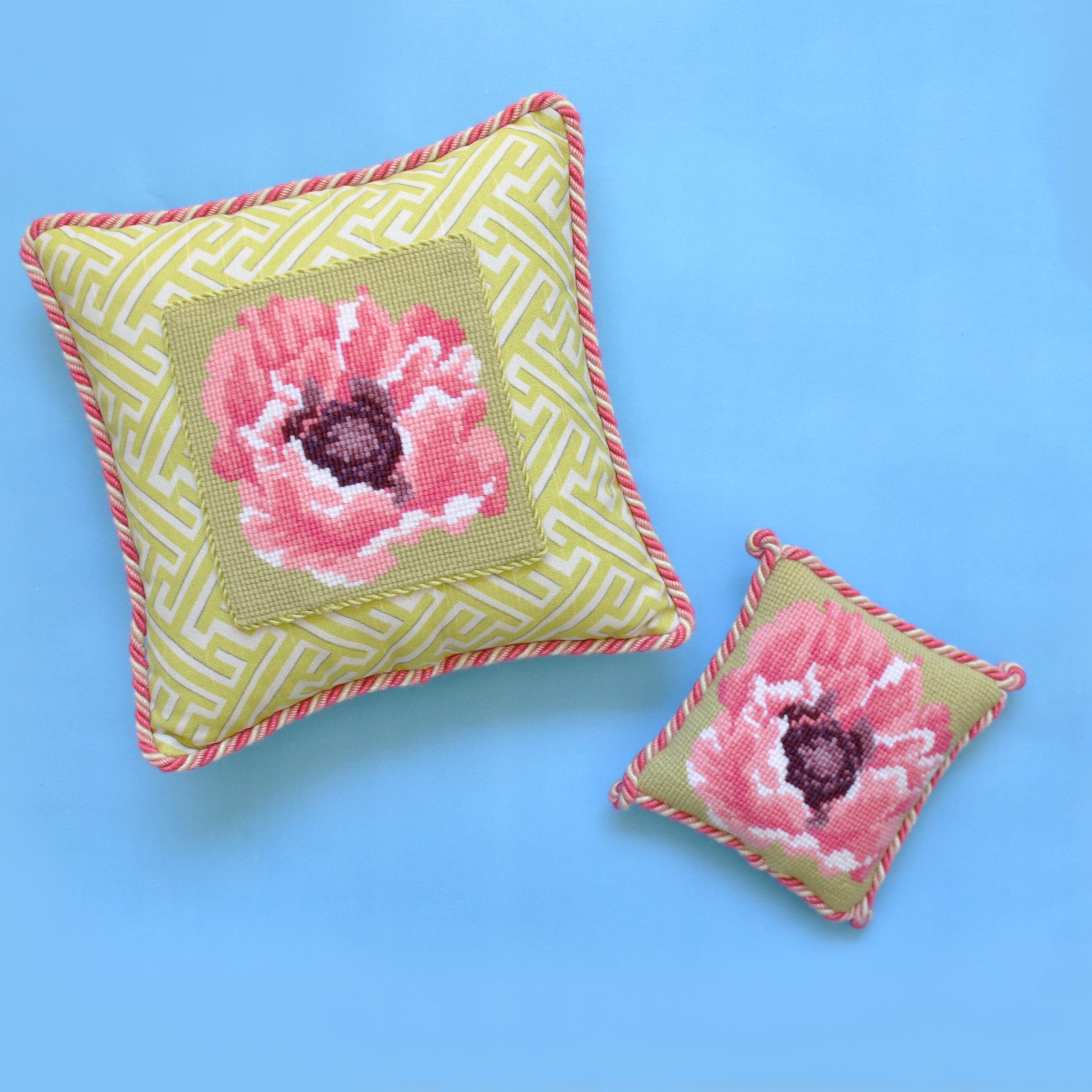 Poppy Mini Needlepoint Kit Kits Elizabeth Bradley Design  - 