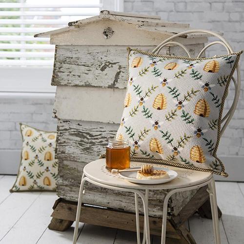 Beehive Trellis   Blue Needlepoint Kit Kits Elizabeth Bradley Design 
