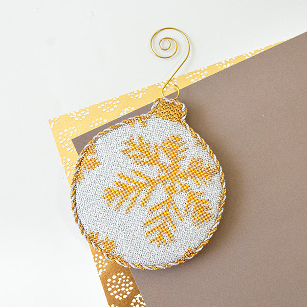 Brilliant Baubles   Silver & Gold Snowflakes Kit Kits All About Stitching/The Collection Design 
