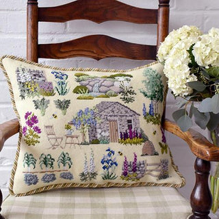 Chelsea Yorkshire Garden Needlepoint Kit Kits Elizabeth Bradley Design 
