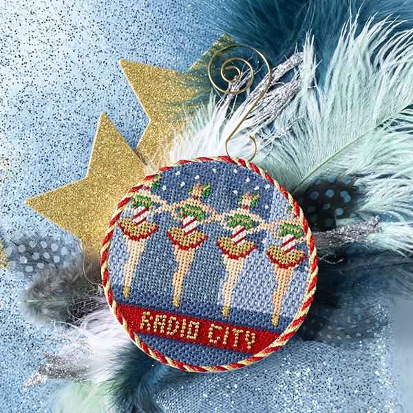 Holidays in New York - Radio City Rockettes Kit & Online Class Online Classes Kirk & Bradley 