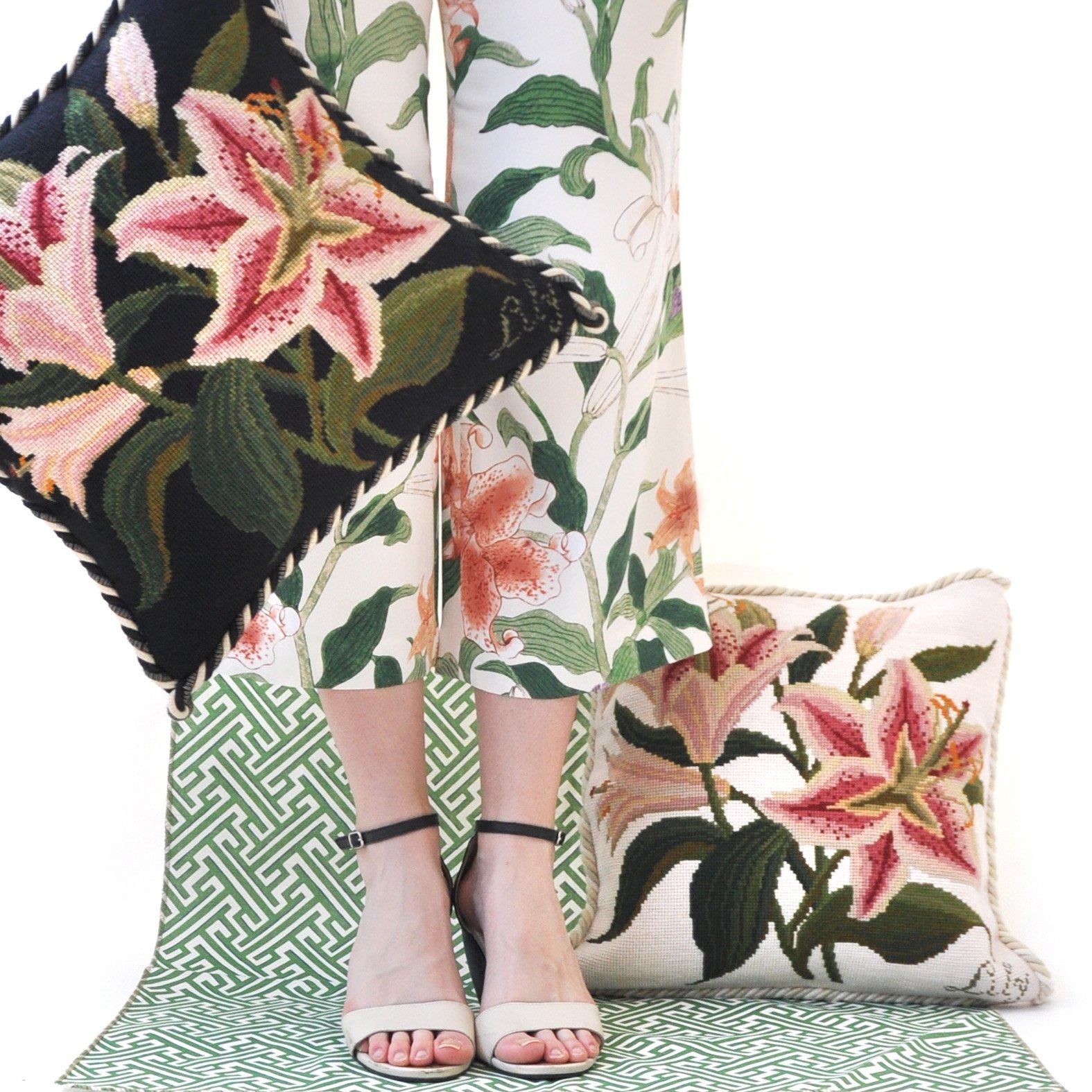 Lily Needlepoint Kit Kits Elizabeth Bradley Design 
