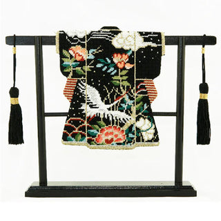 Medium Kimono Stand Accessories Lee's Needle Art Inc. 
