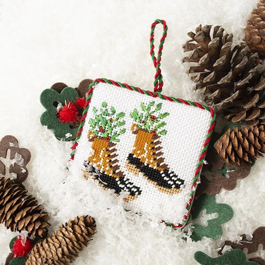 Festive Cheetah Needlepoint Ornament Kit – Poppy Monk Needlepoint