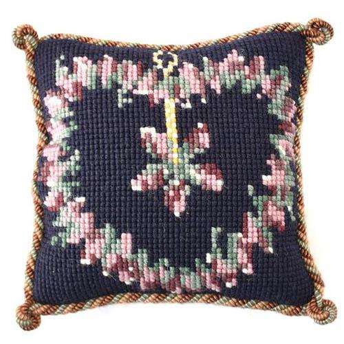 Rosebud Heart Needlepoint Kit Kits Elizabeth Bradley Design 
