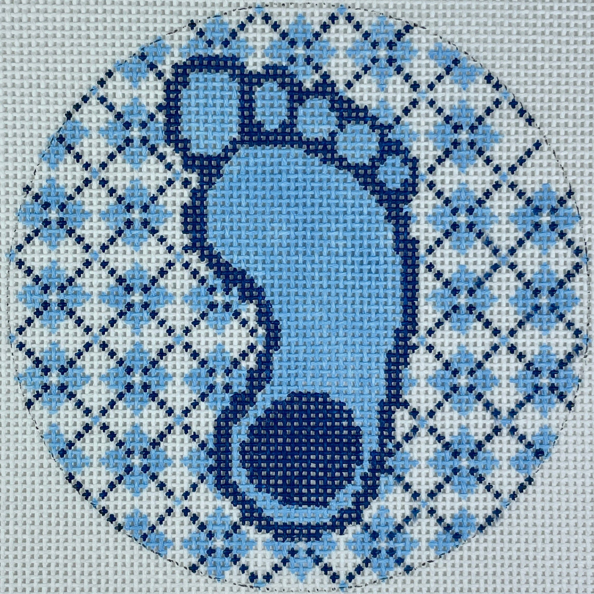 Tarheels Argyle Round Painted Canvas Wipstitch Needleworks  - 1